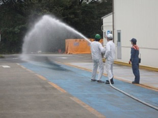Water-discharge training/drills under the assumption of fire